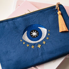 Load image into Gallery viewer, velvet all seeing eye crystal pouch