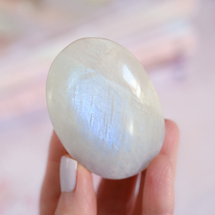 extra flashy white moonstone | palm stone D