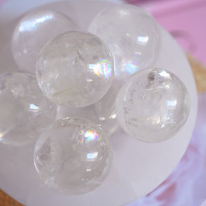 optical calcite mini spheres with rainbows
