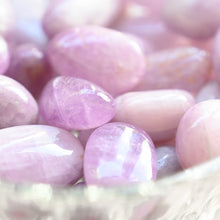 Load image into Gallery viewer, kunzite tumble stones