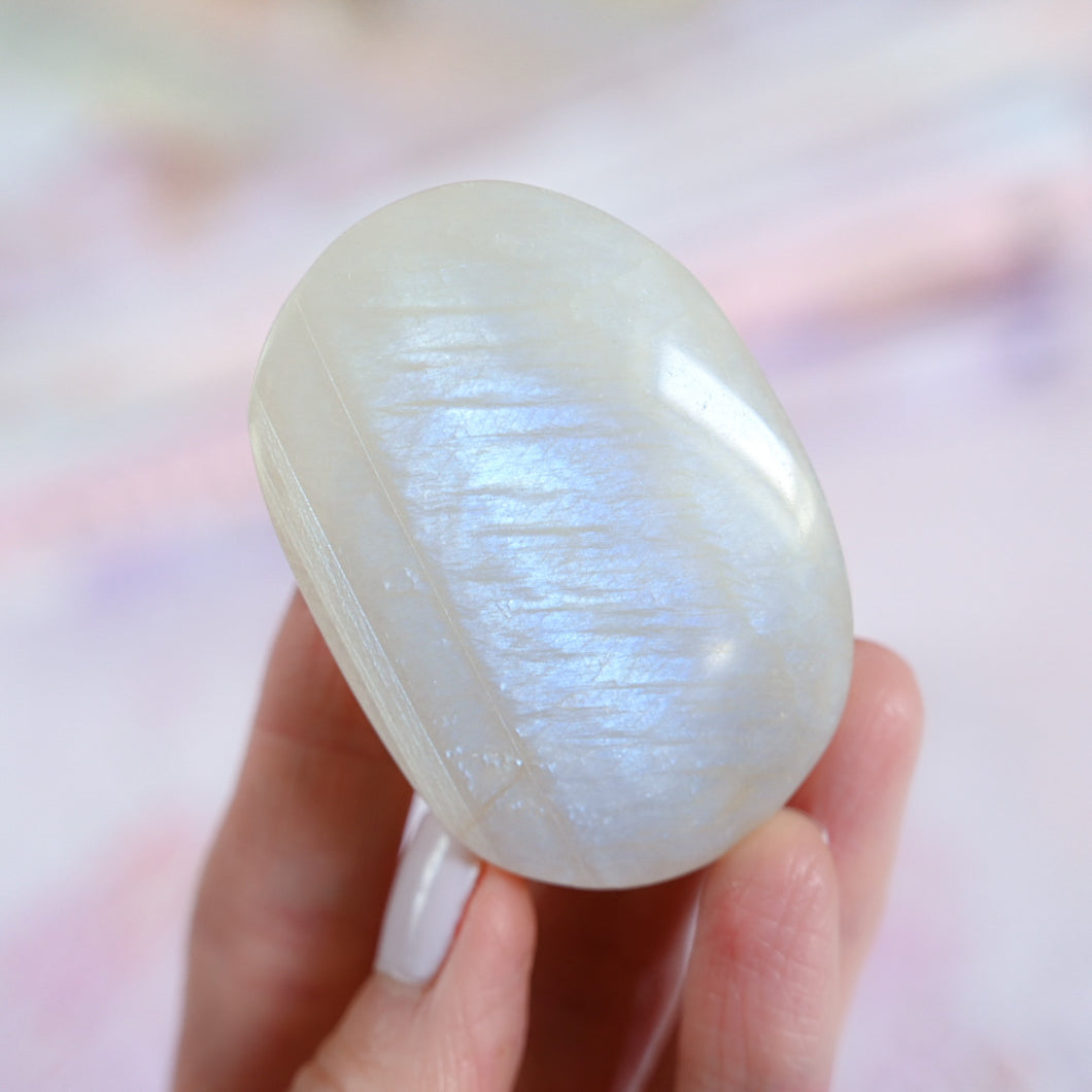 extra flashy white moonstone | palm stone E