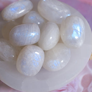 extra high grade white moonstone tumble stones with blue flashes