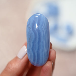 extra high-grade blue lace agate | palm stone k