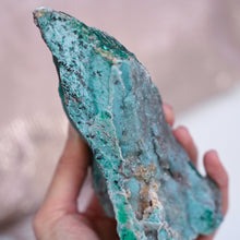 Load image into Gallery viewer, raw druzy chrysocolla with malachite