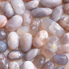 Load image into Gallery viewer, flower agate jelly bean tumble stones