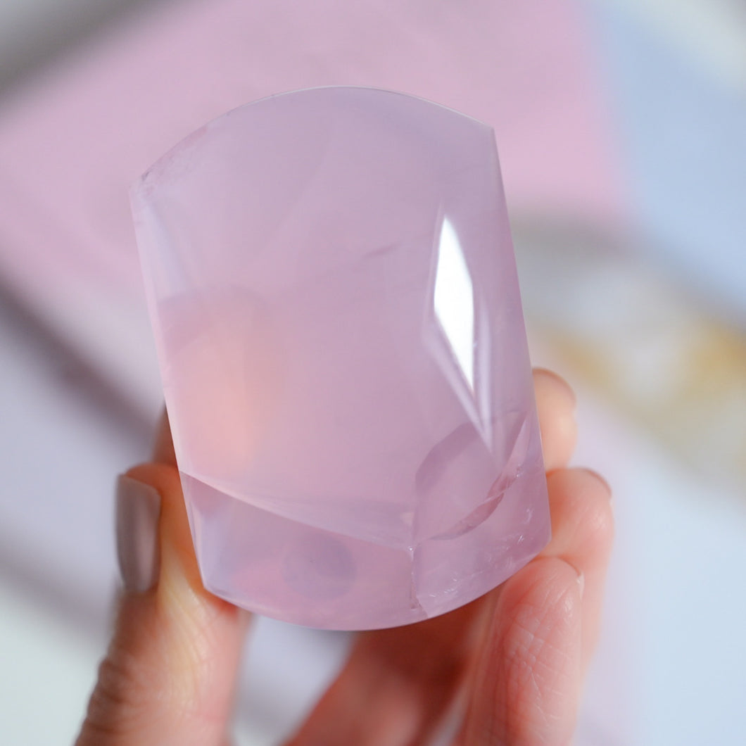 jelly rose quartz | cabochon i