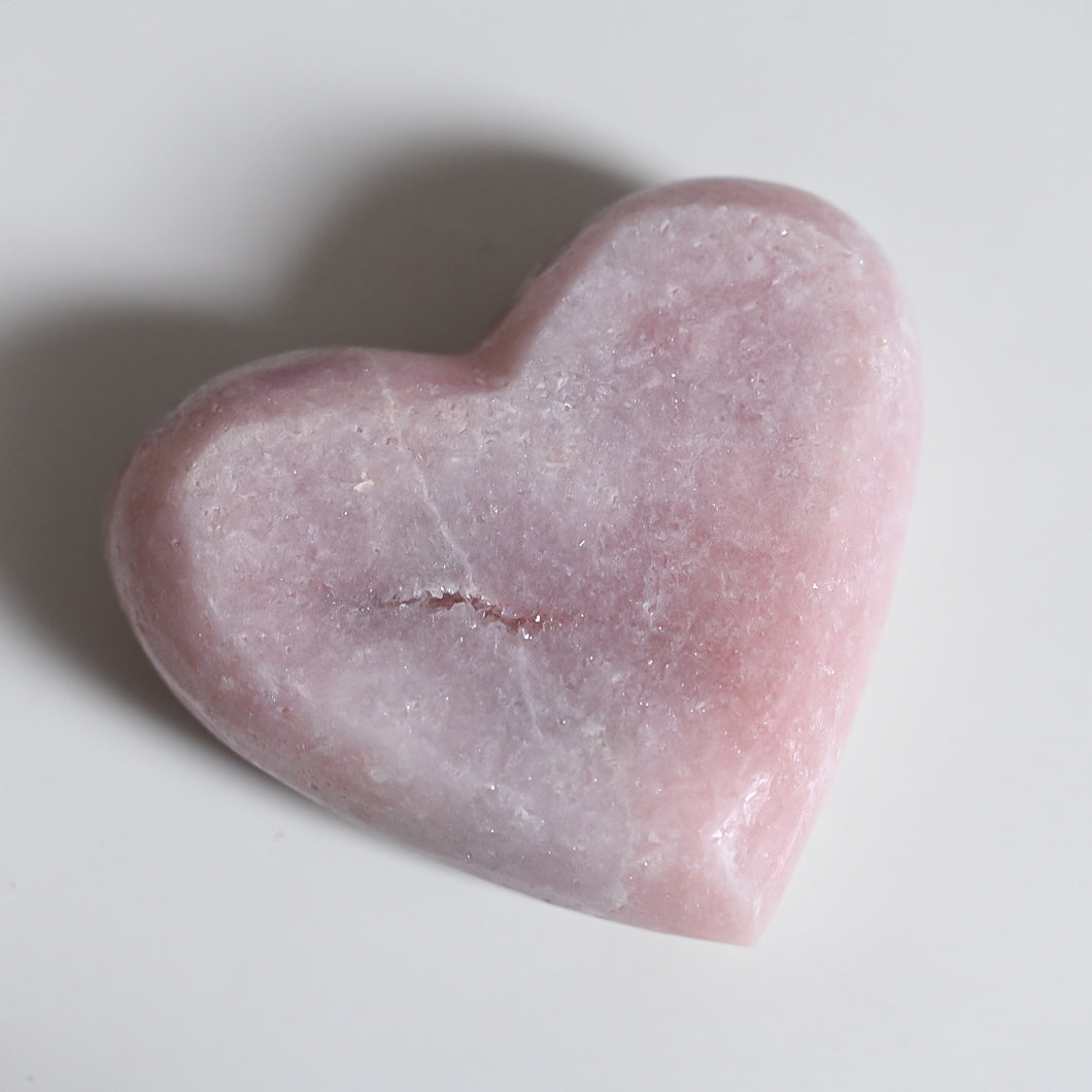 quartzy pink amethyst heart D