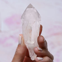 Load image into Gallery viewer, extra high-grade raw phantom lemurian points